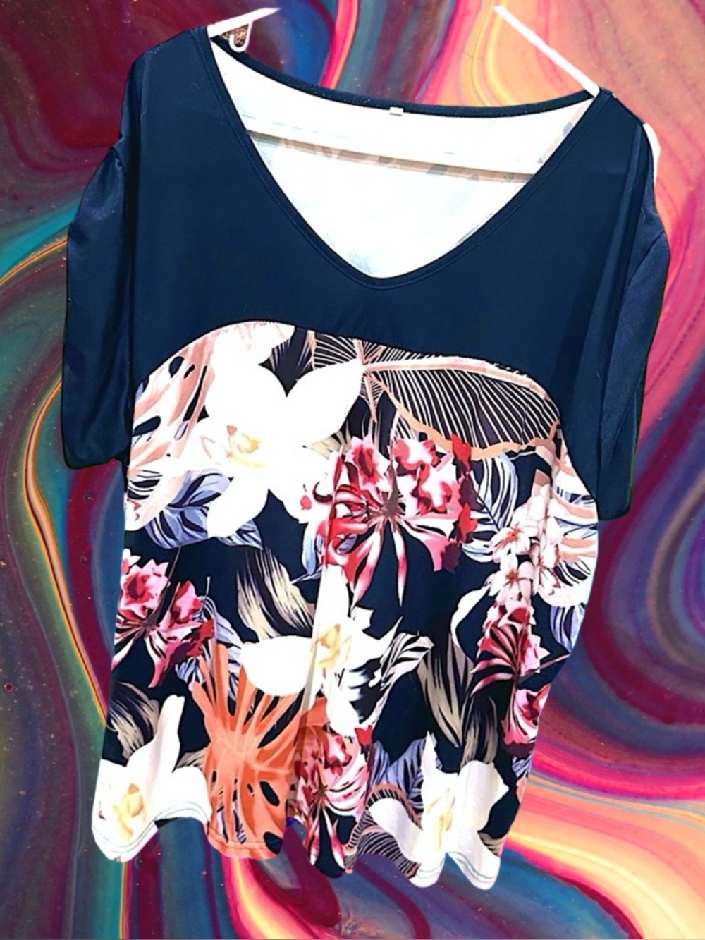 Boutique Women’s plus-size Navy Blue Tropical Floral Stretchy Top❤️❤️2X